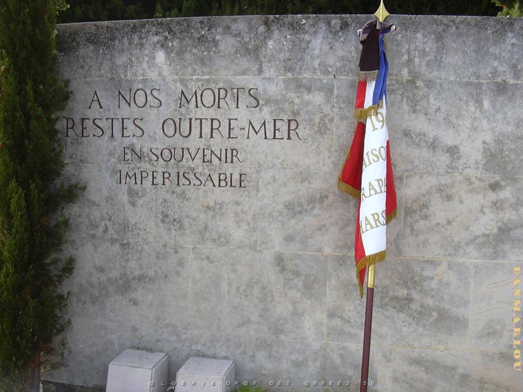 MARSEILLE 2009 LA TOUSSAINT CIMETIERE DE MAZARGUES   (6).JPG -            